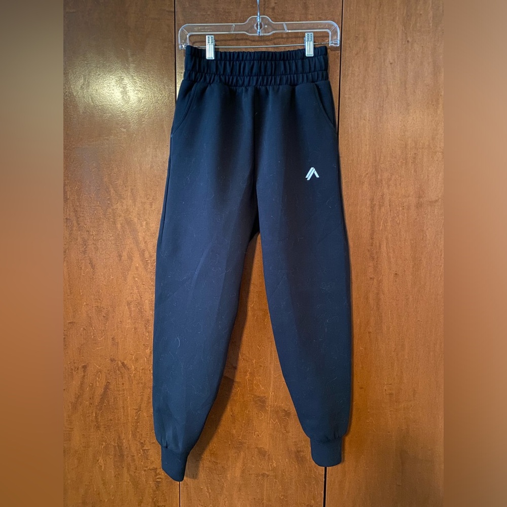 Alphalete Joggers
